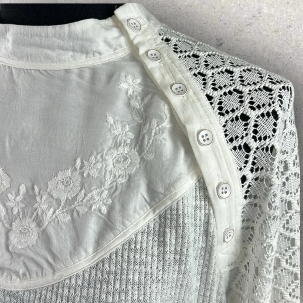 Free People White Thermal Lace Sleeve Top Size‎ S